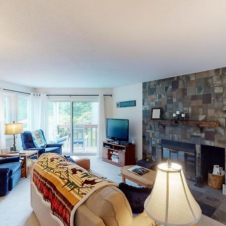 Brookhaven Condos ラッドロー エクステリア 写真