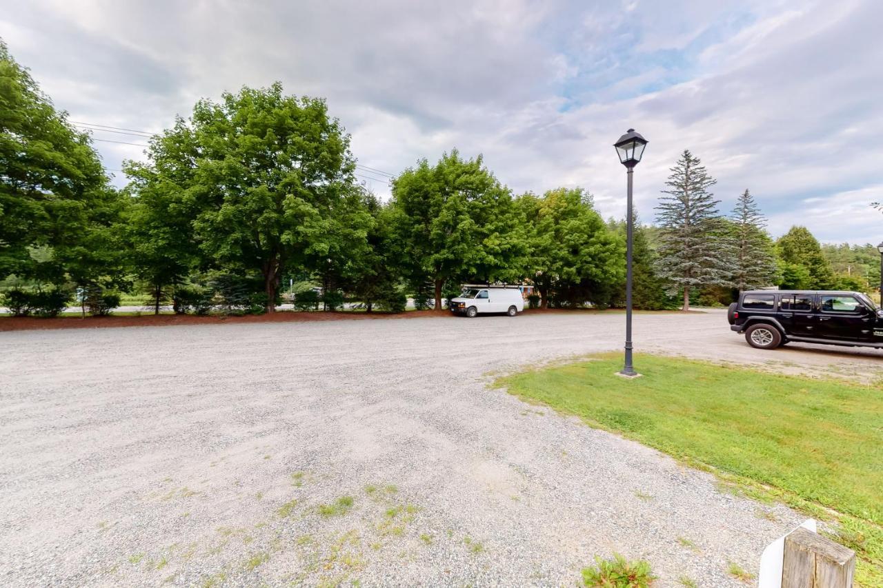 Brookhaven Condos ラッドロー エクステリア 写真