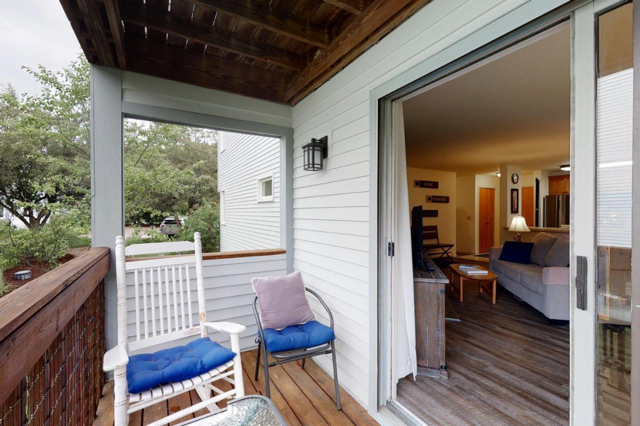 Brookhaven Condos ラッドロー エクステリア 写真