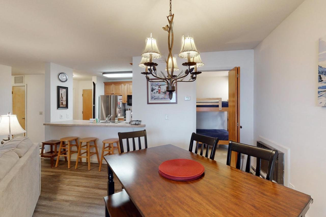 Brookhaven Condos ラッドロー エクステリア 写真