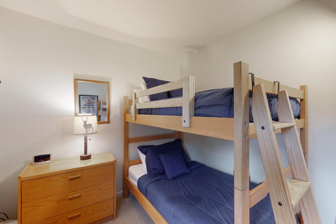 Brookhaven Condos ラッドロー エクステリア 写真