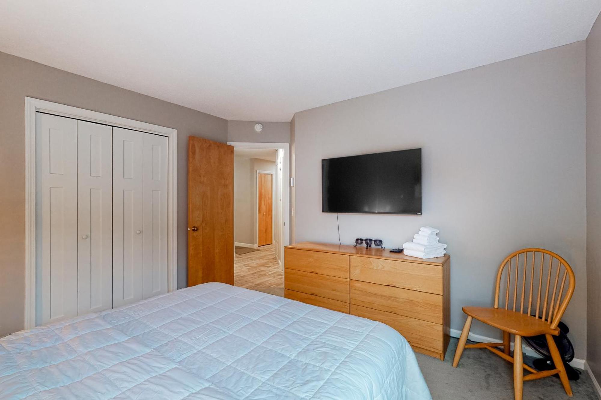 Brookhaven Condos ラッドロー 部屋 写真