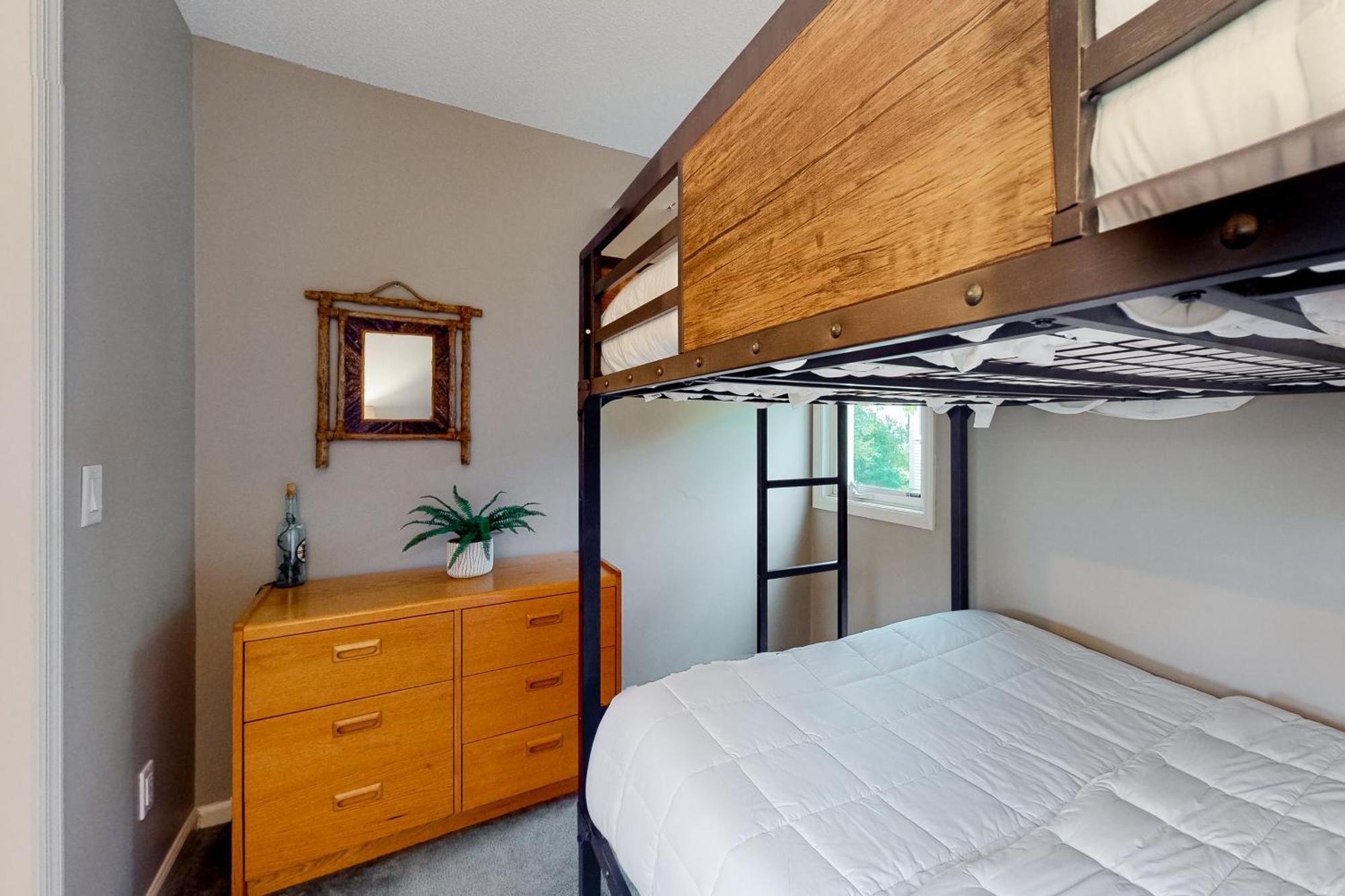 Brookhaven Condos ラッドロー 部屋 写真