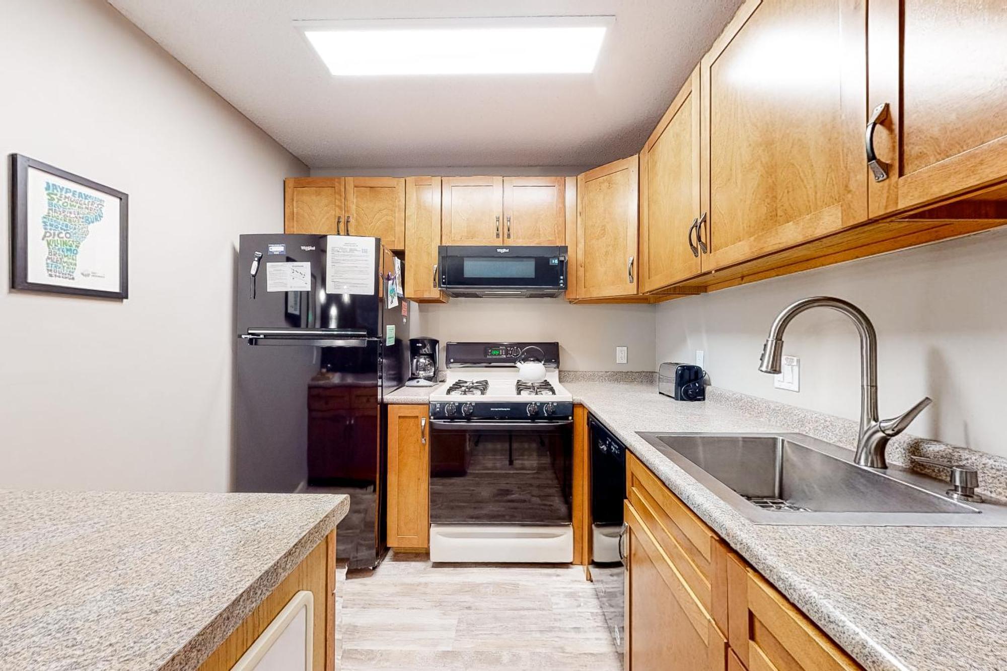 Brookhaven Condos ラッドロー 部屋 写真