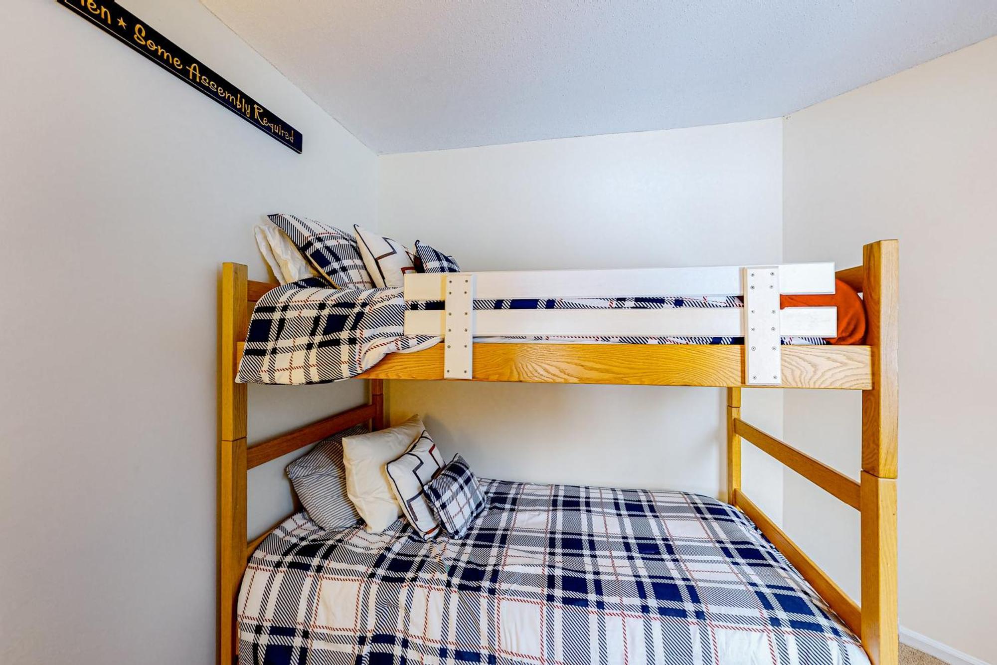 Brookhaven Condos ラッドロー 部屋 写真
