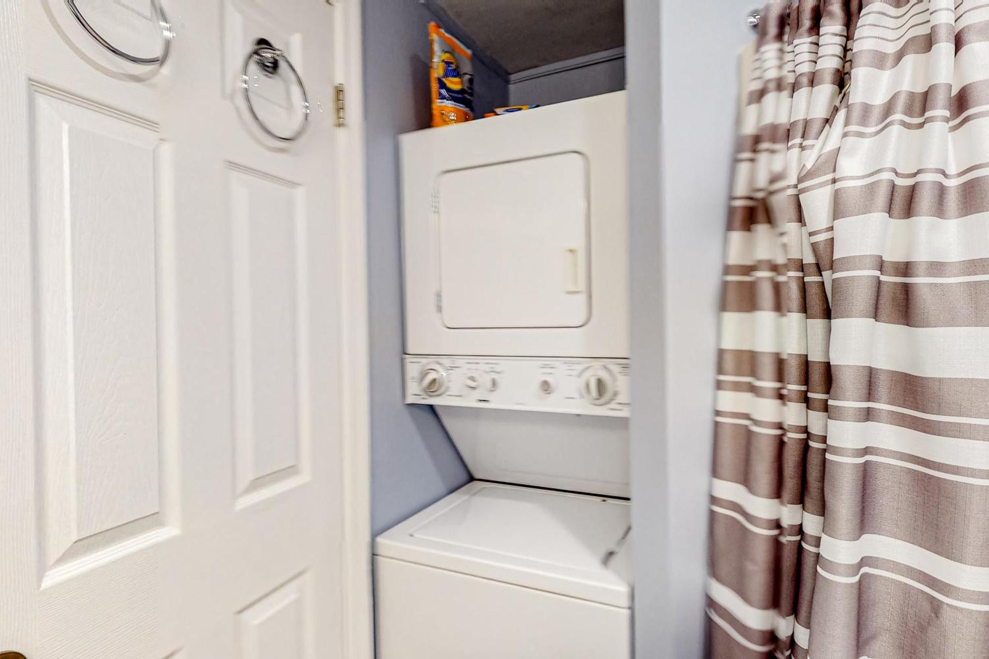 Brookhaven Condos ラッドロー 部屋 写真